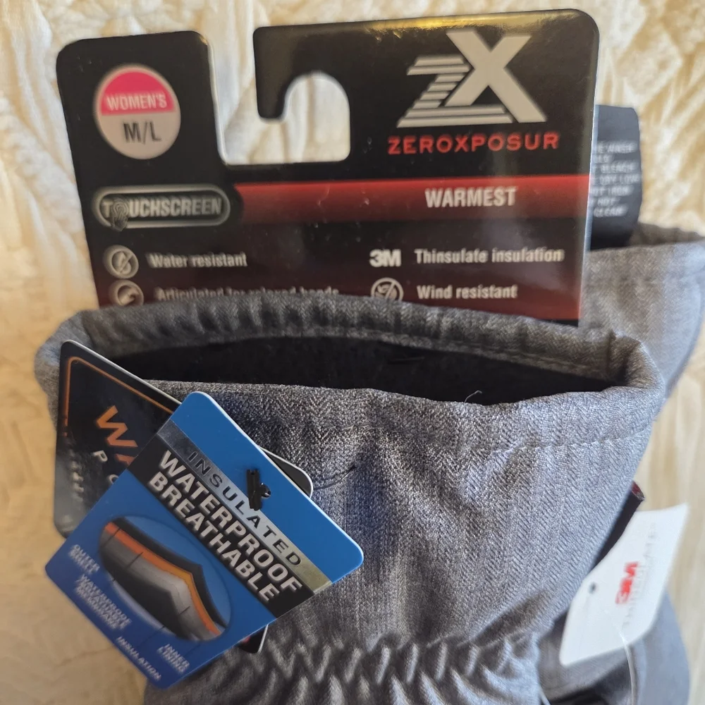 ZeroXposur Size Medium-Large Gray Insulated Winter Gloves Heat Warmer Pocket NWT